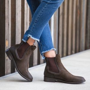 Thursday Boot Co ‘Duchess’ Chelsea Boots Sz US 9